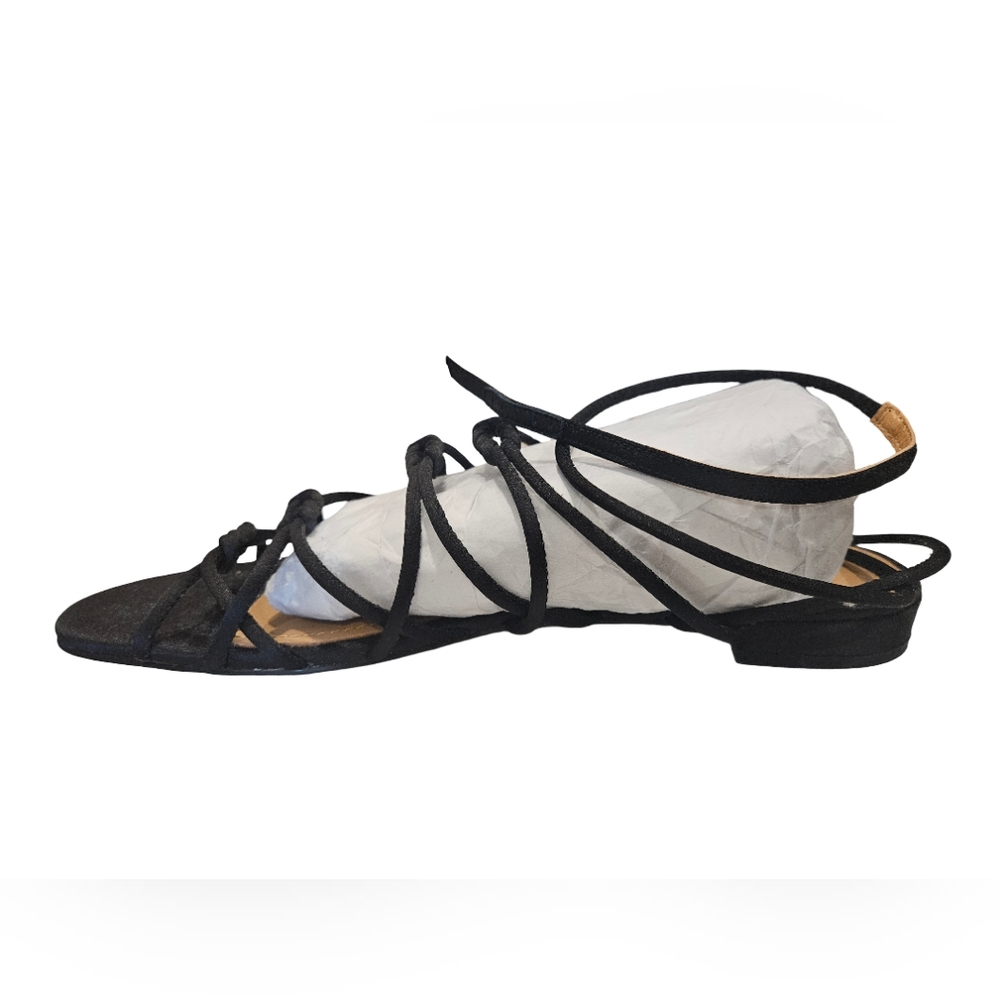 106 Bibi LOU Sleek Black Gladiator Sandals with Criss-Cross Straps EU 41